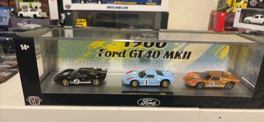 M2 Machines Ford GT40 MK II 3-Car Set