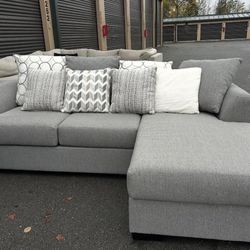 Sectional Couch 