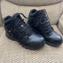 Men's Reebok Alloy Toe Mid Athletic WP Metguard Work Boot RB3405