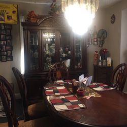 China Cabinet & Dining Room Table
