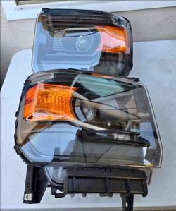 14-18 GMC Sierra Headlights Faros Calaveras Micas