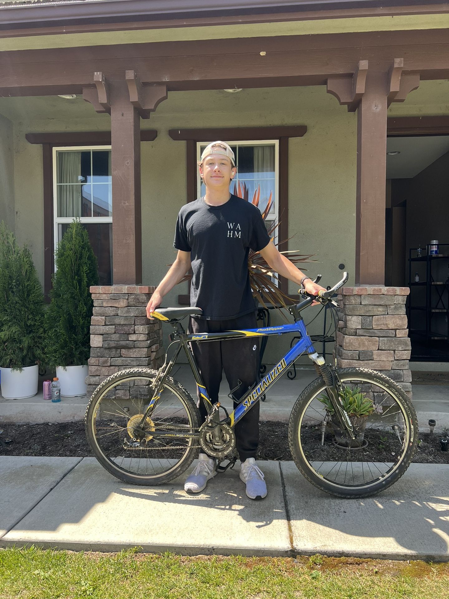 Specialized Rock Hopper 23