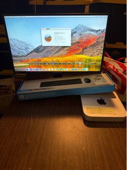 2014 Mac Mini with accessories