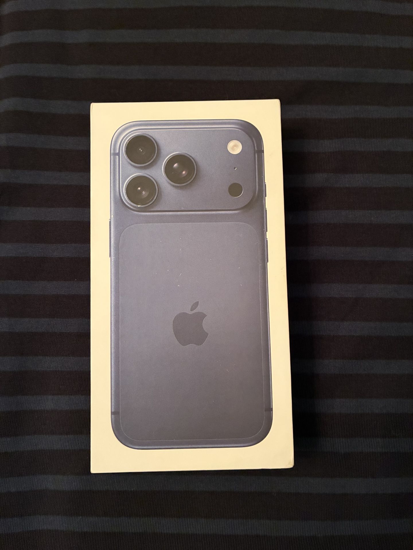 Apple iPhone 17 Pro 256gb Blue Unlocked I Can Deliver