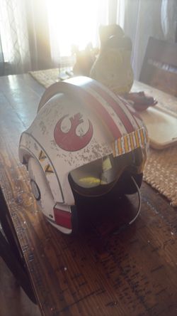 Luke Skywalker x-wing helmet