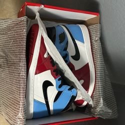 Jordan 1 Retro High “Fearless UNC Chicago” Size 9.5