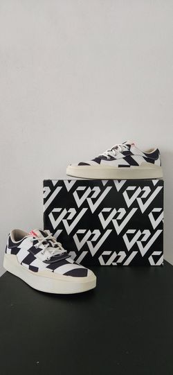 Jordan Westbrook 0.3 "Dazzle" Lifestyle Sneaker (Men's Size: 8)
