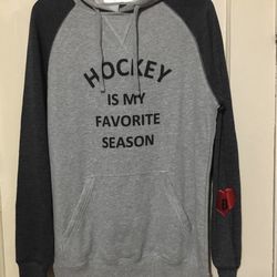 Men’s Hockey Sweatshirt/Hoodie Size Small 