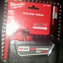 BRANDNEW MILWAUKEE BATTERY $70