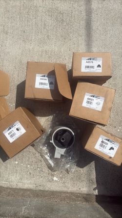Engine / Transmission mounts Acura integra