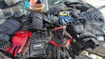 14 pairs of gloves(Milwaukee, Head,Husky,3M,Firm Grip,etc)