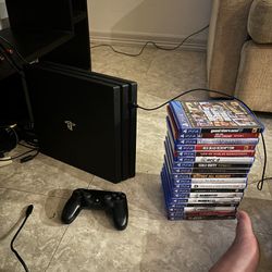 PlayStation 4 PRO (1 TB) + 18 GAMES + Controller