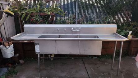 Sink commercial