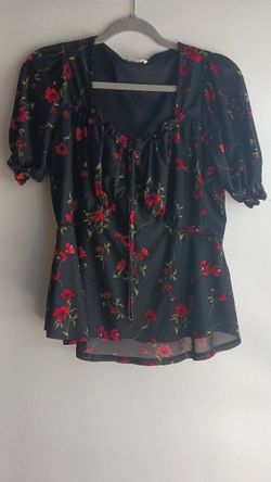 Black Floral Puff Sleeve Blouse