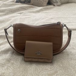 Coach Purse With Wallet
