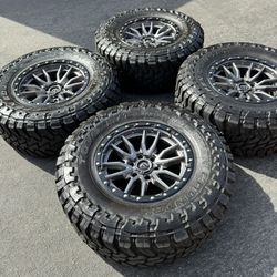 Ford Raptor F150 Fuel Rebel 18” Anthracite Wheels And 35” Toyo M/T Mud-Terrain Tires