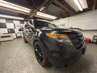 2015 Ford Explorer