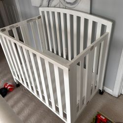 Mini Crib