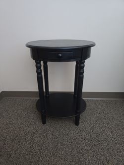 End or lamp table