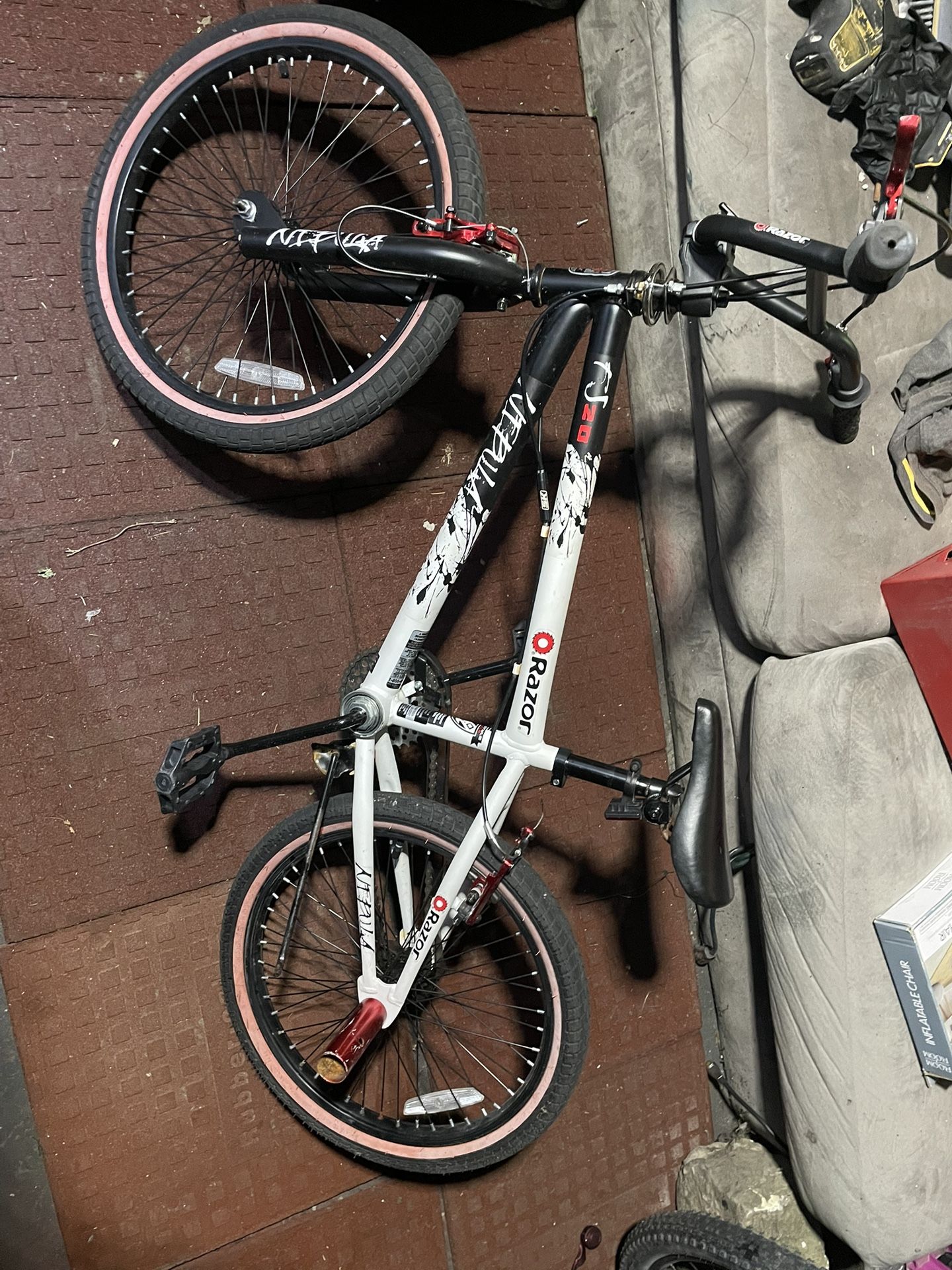 Bike Razor Nebula 20”