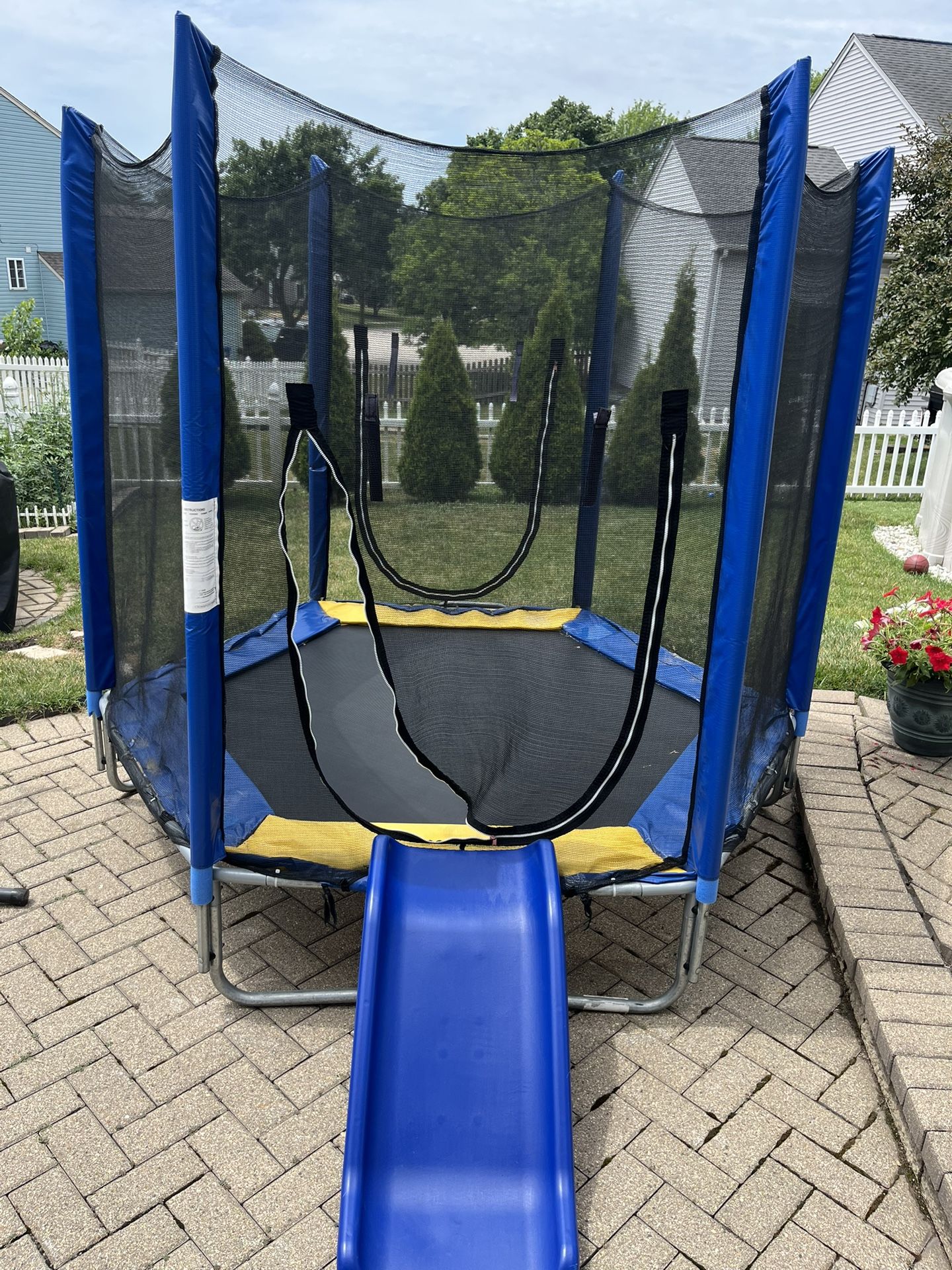Trampoline