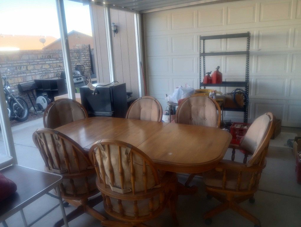 Dining Room Table With Chairs
