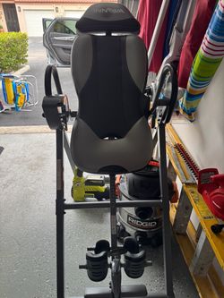 Inversion Innova inversion table