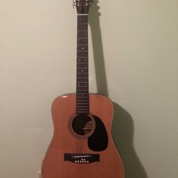 Taka Acoustic Guitar Model NOWG20. Beautiful Guitar, Nice Sound. 