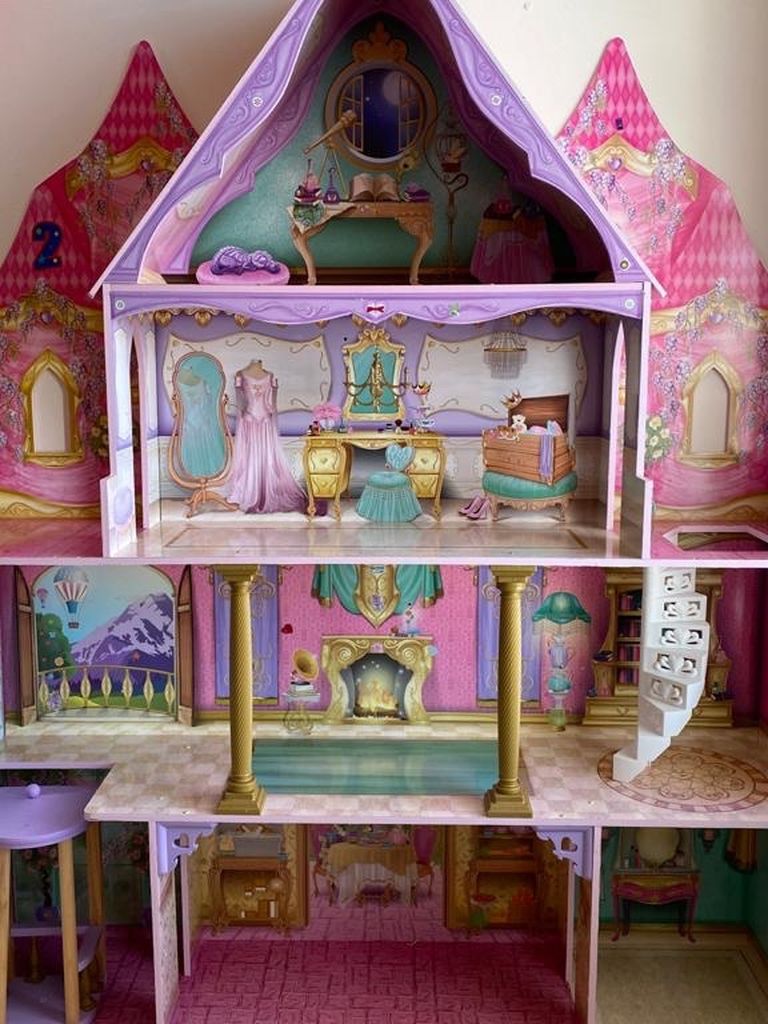 Girls Doll house Set