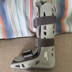 Left Foot Boot 