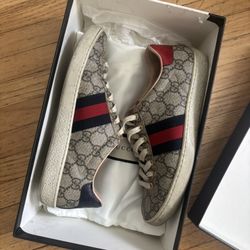 Gucci Sneakers 