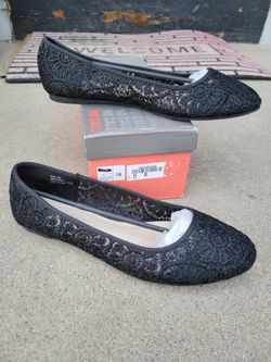 Womens Black Lace Flats