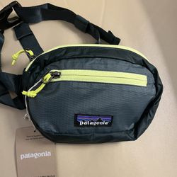 PATAGONIA - Ultralight Black Hole Mini Hip Pack !!NEW!!