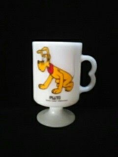 Vintage Walt Disney Pluto white milk glass pedestal cup mug excellent condition