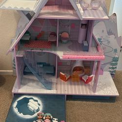 lol Surprise Winter Disco Chalet With Accessories 
