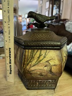 Vintage Basket Weave Lidded Box
