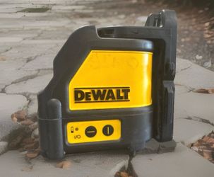 DeWalt DW088 LaserChalkLine Laser Line Red Beam Cross Line