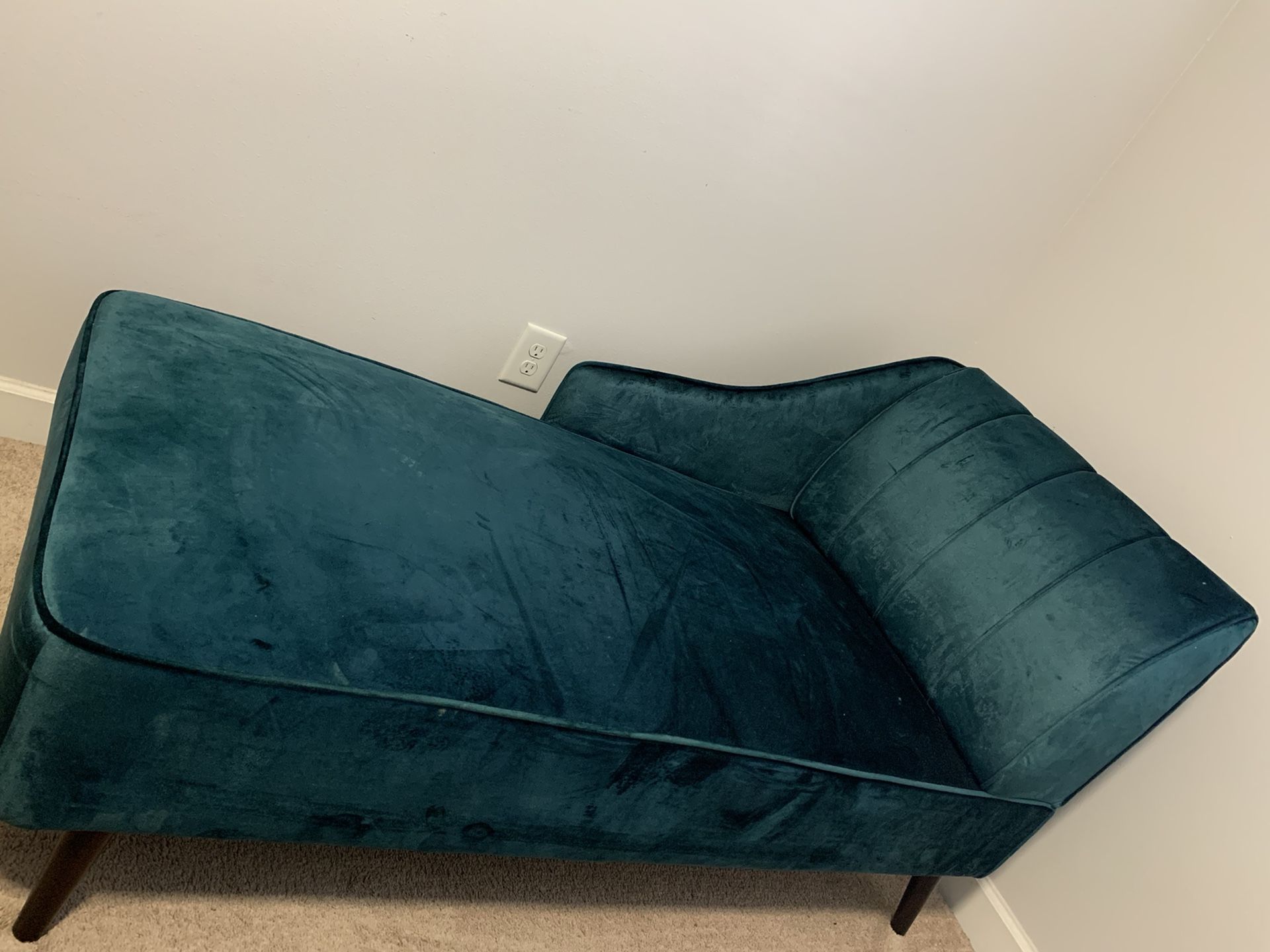 Velvet Chase-Like New!