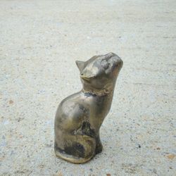 Vintage Brass Sitting Cat Figurine 