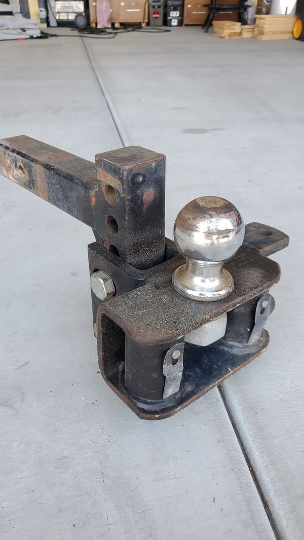 Equalizer hitch for Sale in Queen Creek, AZ OfferUp
