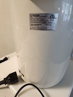 TIGER PVH-B30U Hot Water Kettle