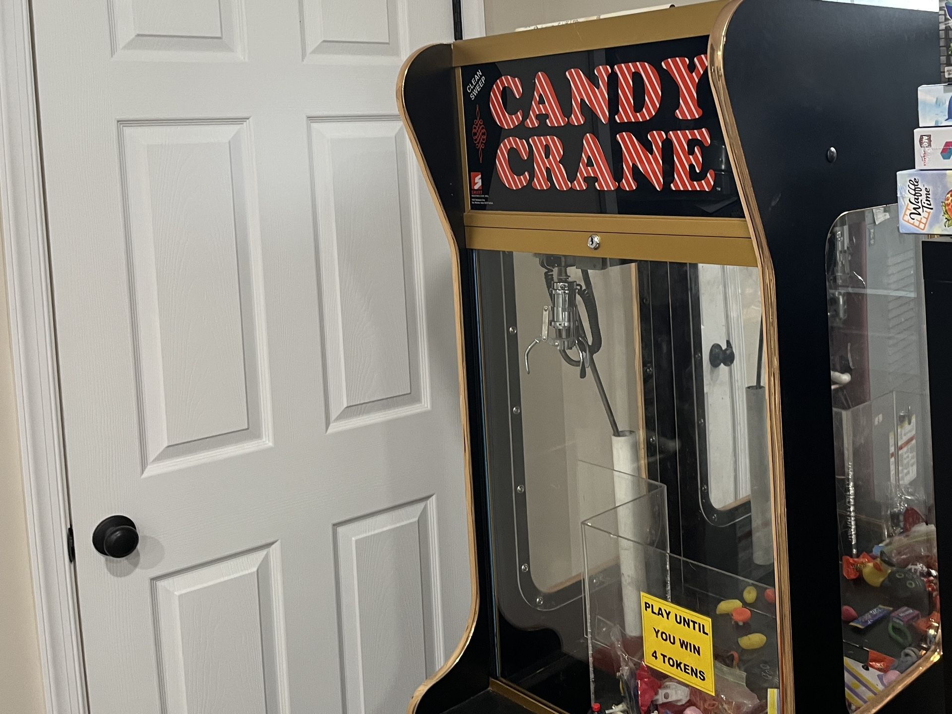 Fully Working Claw Machine!