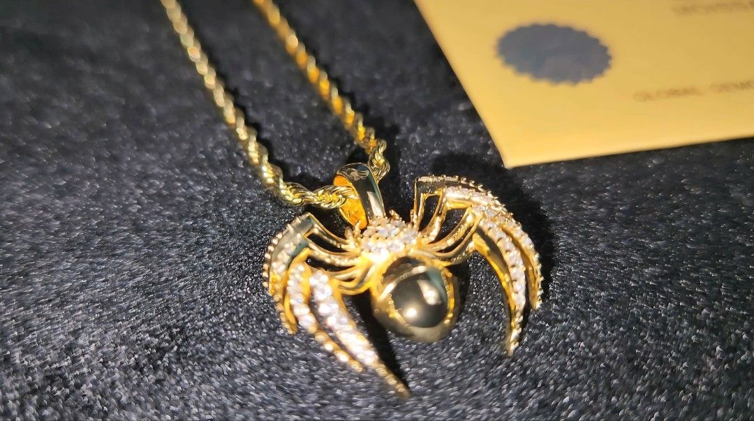 Brand New Venom Spider Pendant