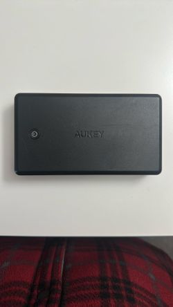 AUKEY Power Bank 30000mah