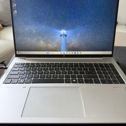 HP elitebook  860 Notebook