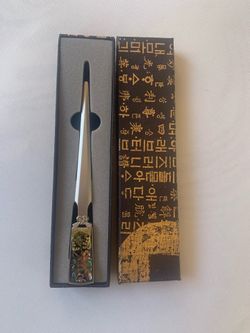 Letter opener Korean new in the box 20 $