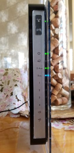 Netgear Wireless WiFi Router. Factory firmware reset. Used with DD-WRT