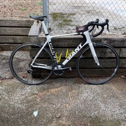 Giant TCR Road Bike Wahoo Computer 