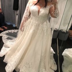 Wedding Dress size 18 (fits like a 16) 
