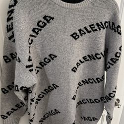 BALENCIAGA Gray Wool Long-Sleeve Crewneck Sweater Size XS Womens Mens Designer Fits a Medium